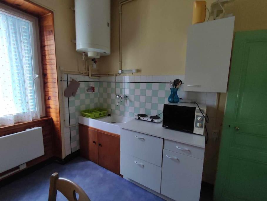Apartamento Le Nid Douillet Boheme Linge Fourni La Bourboule Exterior foto