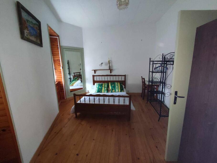 Apartamento Le Nid Douillet Boheme Linge Fourni La Bourboule Exterior foto