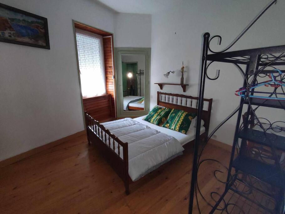 Apartamento Le Nid Douillet Boheme Linge Fourni La Bourboule Exterior foto