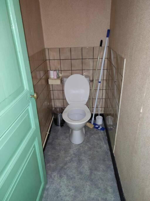 Apartamento Le Nid Douillet Boheme Linge Fourni La Bourboule Exterior foto